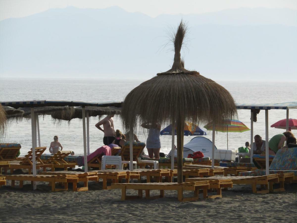 Malaga Paradise Beach Torre de Benagalbon Exteriér fotografie